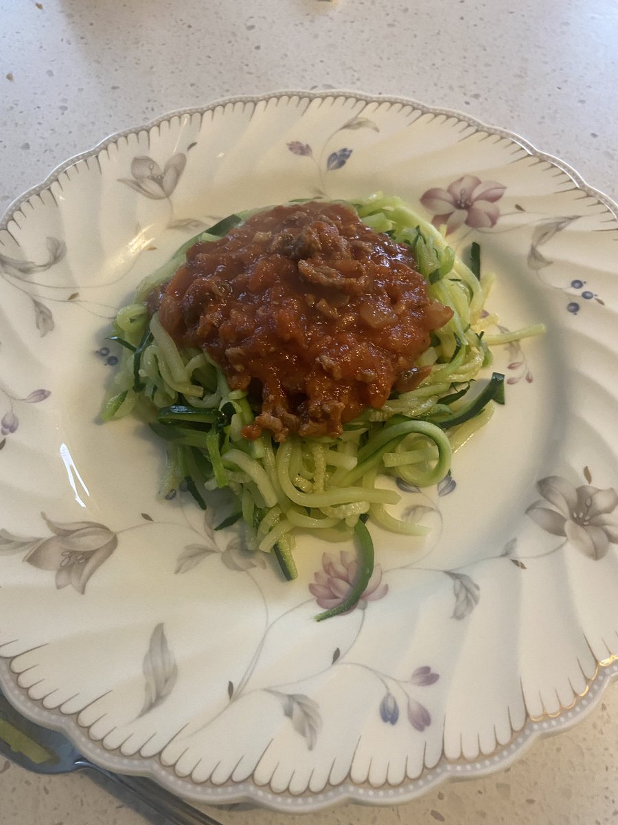 emyleight1's tweet photo. Tasty tips Thursday! Swap zucchini noodles for regular pasta for more veggies! #foodie #tasty #nakedchallenge https://t.co/q5k1U0W82d