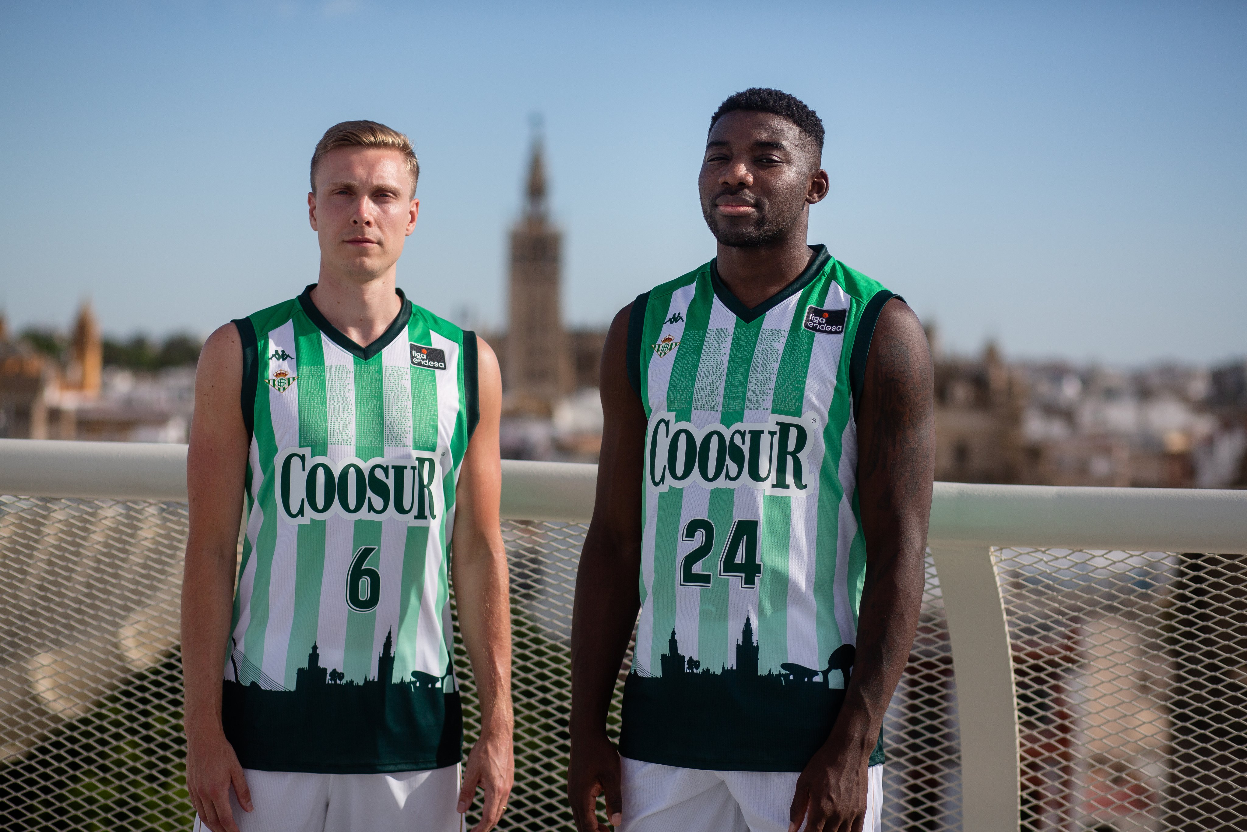 rutina Céntrico segundo Real Betis Baloncesto on Twitter: "Una 𝙖𝙧𝙢𝙖𝙙𝙪𝙧𝙖 en la que estáis  muy presentes ☀🔝 Esta será la camiseta conmemorativa en homenaje a nuestra  afición del #CoosurBetis 🙌 Con ella competiremos en @ACBCOM