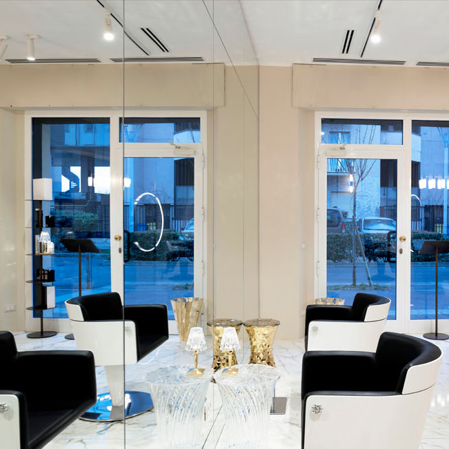 Vanity is definitely my favorite sin. (The devil's advocate)
📍 @VanityHairstyling 
✏️ Project by @GammaDesign

#gammabross #vanitymonza #gammadesign #salonfurniture #salondesign #salonowner #salondecor #saloninteriors #modernsalon #italiandesign