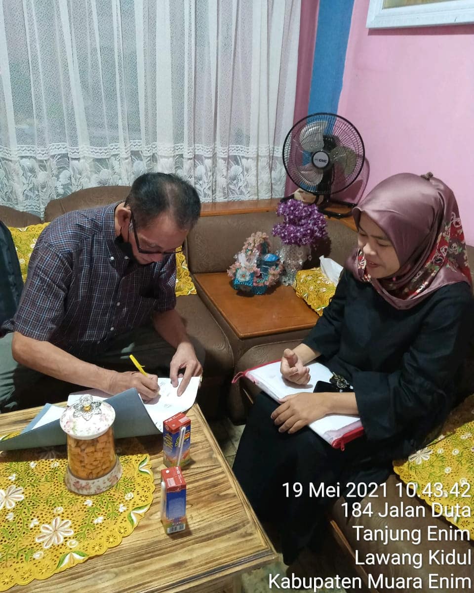 Merty73734082's tweet photo. Melakukan  monitoring dan evaluasi ,pembinaan kepada pengurus Koperasi Padini Tanjung Enim Kecamatan Lawang Kidul
#penyuluhkoperasi
#ppklkemenkop
#ppklsumsel
#ppklmuaraenim
#koperasikeren
#lawancovid19
#janganlupapakaimasker
#janganlupajagajarak
#janganlupacucitangan https://t.co/JSOFbiqjVc