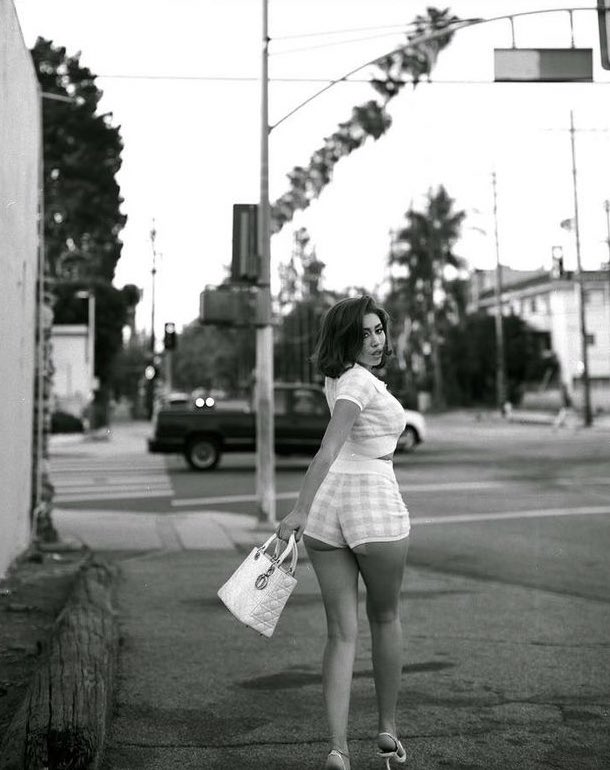 LaUnicaUpdates's tweet photo. kali uchis photographed by amaury nessaibia https://t.co/rSXVf6aFxN