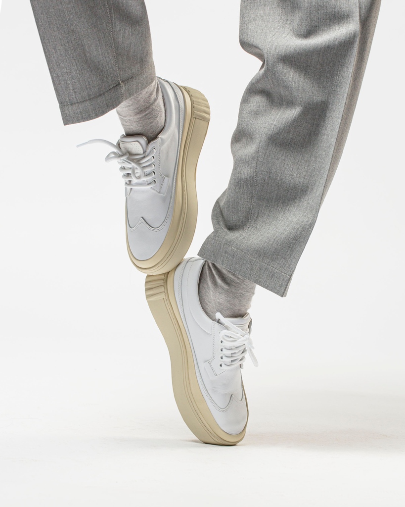 XHIBITION_'s tweet photo. The Women's Pave by Primury presents the brand's first-ever sneaker shoe hybrid. Available now online and in-store.
#Primury #Xhibition https://t.co/xAsoDJiQzt