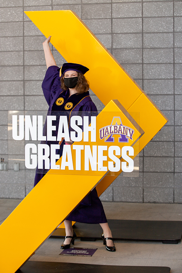 #UAlbany's 2021 Great Dane Graduation Experience culminates tonight! Join us for the 6:45pm pre-show and 7pm Virtual Commencement Ceremony: albany.edu/commencement #UAlbanyCEAS