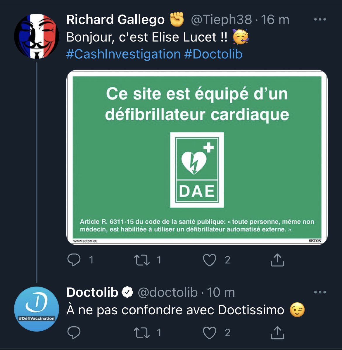 UnmecD's tweet photo. Doctolib qui se fait allumé parce que tout le monde les confonds avec #Doctissimo 
#CashInvestigation https://t.co/RlrKKJtGhw