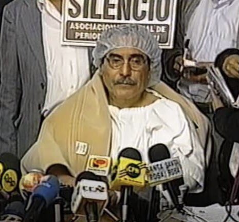 Agresiones a la prensa y sanguinarias son las que perpetró el fujimorismo. No olvidemos al periodista Fabián Salazar cuyo brazo fue serruchado por el SIN de Alberto Fujimori.