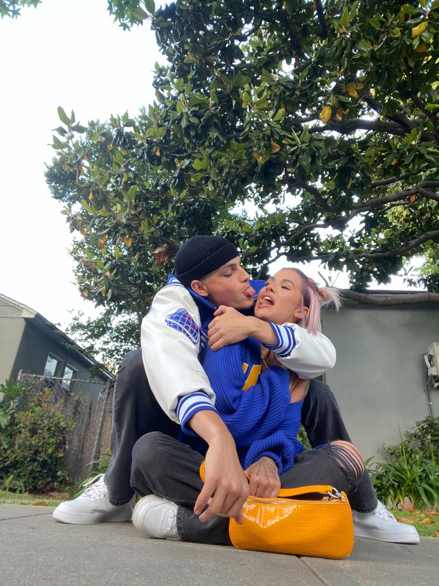 Shanley Mcintee Shandathapanda Twitter