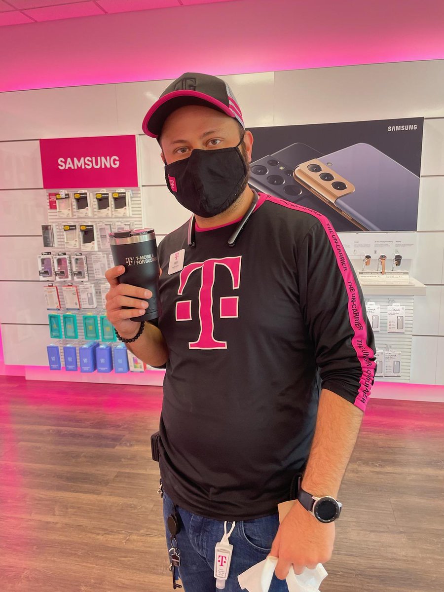 Hey! Hey! Greenville, SC has the latest #TFBFastFive Winner!! These guys do a terrific job with Small Biz Accounts!! Are You With Us? #yeahthatgreenville #TMobileForBusiness @ErnestoLPagan @mcdougallrw @MrDennisJones @slbraggs @TFB_Champs