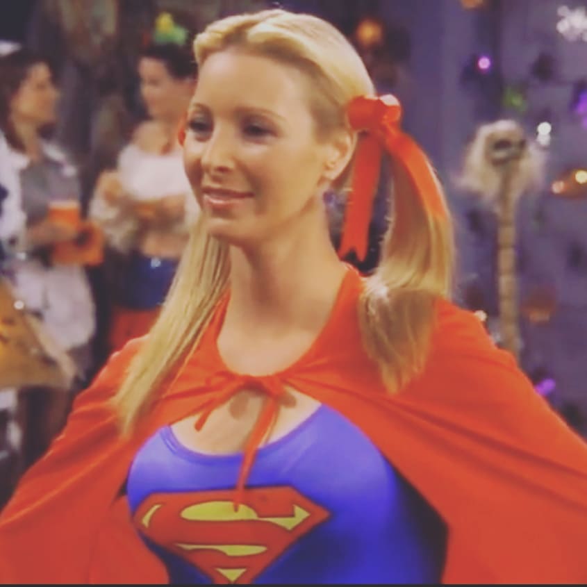 Phoebe hotsell buffay supergirl