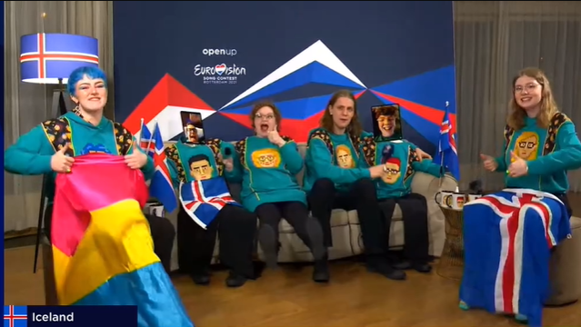 ESCPifPaf's tweet photo. I just want to be their mate. #Eurovision https://t.co/7kJaIjd0Bl