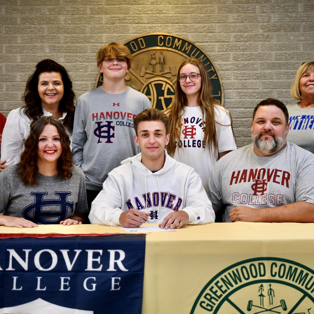 HC_Admission's tweet photo. Hey Class of 2025! Have a decision/signing day pic you want us to share? 💙❤ Tag us or use #Hanover2025 or #HeadedtoHanover and we'll help spread the good news! https://t.co/G7SzKWRWQR