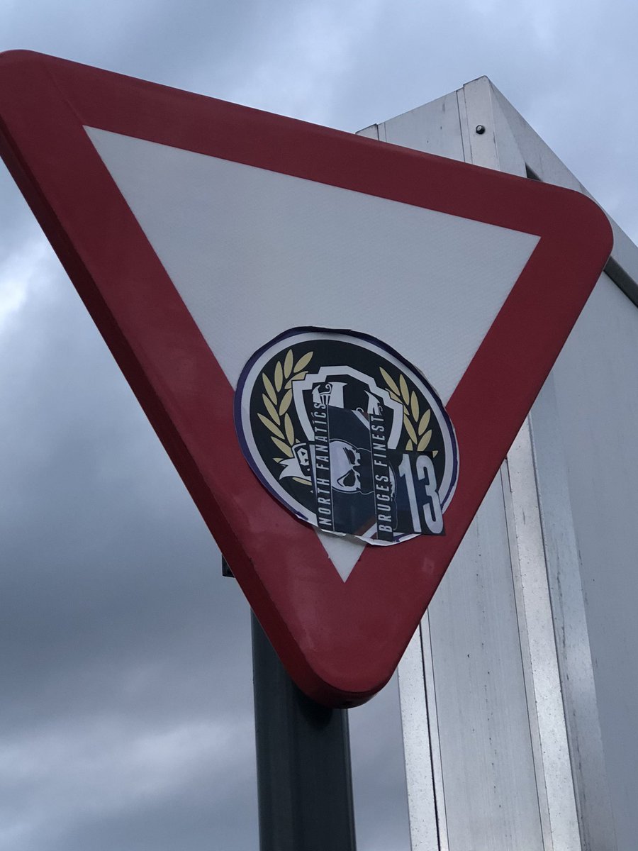 SpotterJust's tweet photo. SPOTTED: #Clubbrugge #anderlecht #northfanatics #NF13 #Mauvesarmy #ultrassticker #ultrasstickers #stickers #sticker #ultras #ultrasticker #streetart #voetbalstickers #ultrastickers #voetbalsticker @westende https://t.co/zBChTPltK9