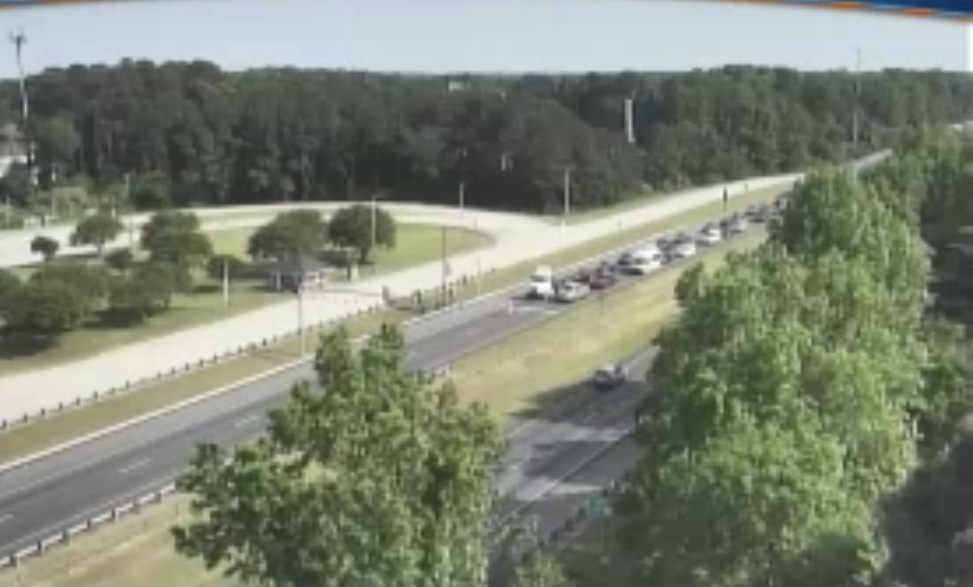 WTKR3's tweet photo. #Traffic alert: Crash inside #MMMBT blocks northbound lanes of I-664 in Suffolk; Expect backups to 164/Western Freeway https://t.co/VjZkE9LTv9 @TedNoah https://t.co/fvGTc6Ei3k