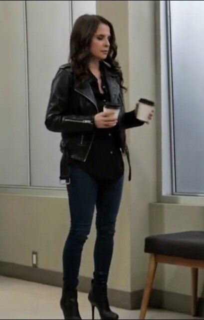 ShirlGCadotte55's tweet photo. Sheโs awesome ๐๐ฝ #KellyMonaco thatโs who, woohoo ๐๐ผ sheโs on #gh today #SamMcCall #KickAssSam @kellymonaco1 #WeLoveUKelly ๐๐น๐ฆ๐ป hope you are doing well! โBe Yourself Because an Original Is Worth More Than a Copyโ know that youโre loved and respect โ https://t.co/GM5La4F14i