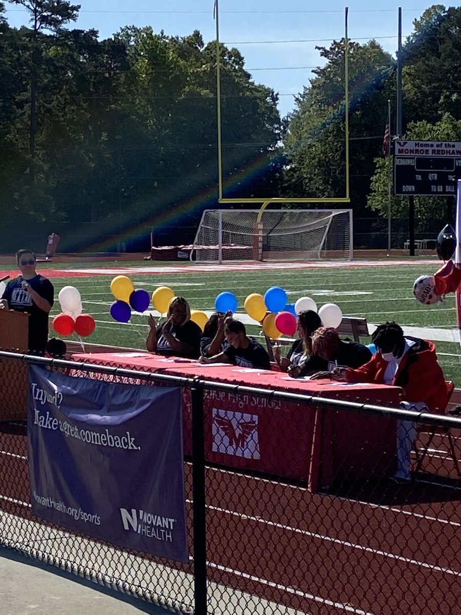 MomPrincipal's tweet photo. So proud of the Class of 2021! #itsagreatdaytobearedhawk #ourcommunityourschool #classof2021
@AGHoulihan @UCPSNC Again, Best Job Ever!!! https://t.co/iCJTNQ6iiU