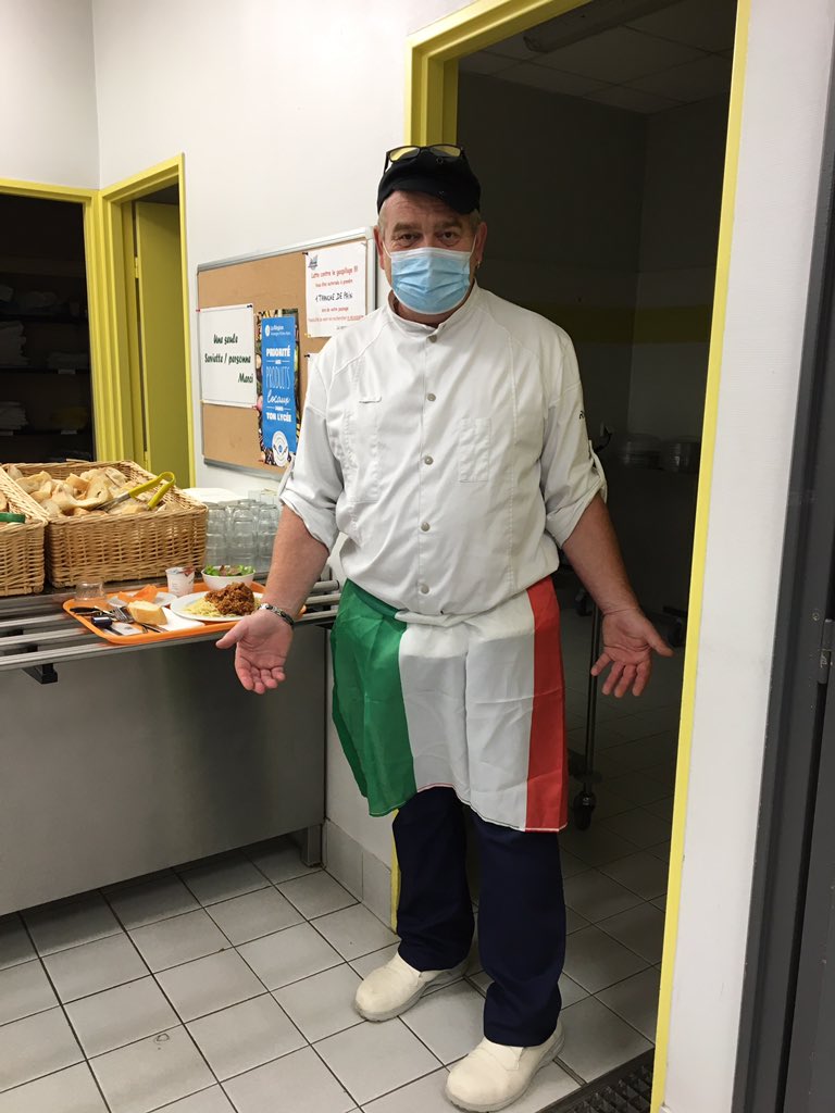 Lycée Armorin Crest tweet media