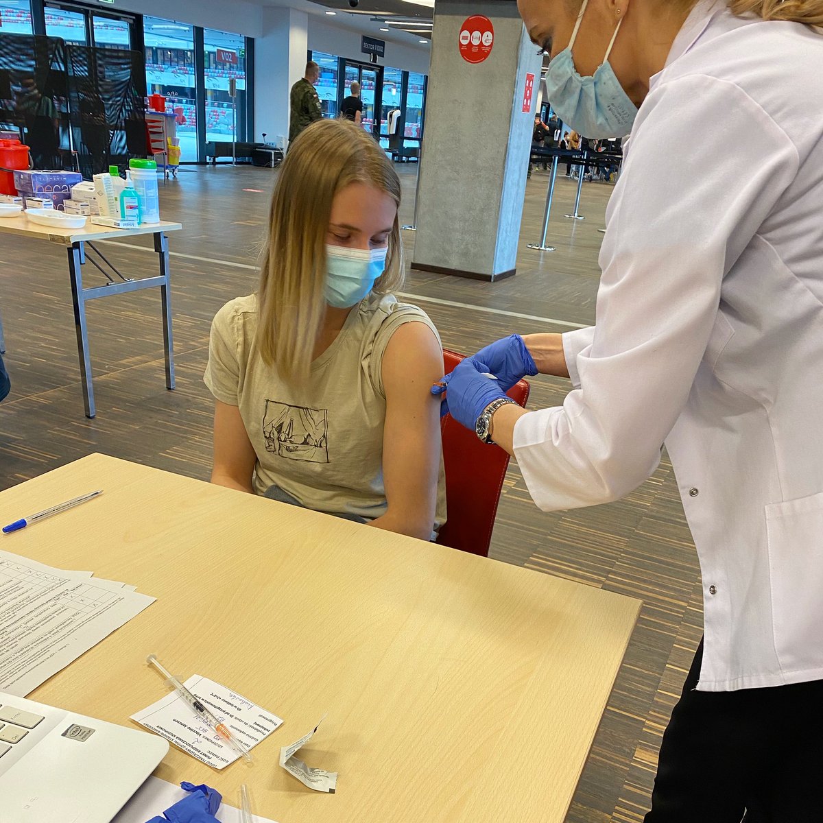 Szczepienie ✅ = nieśmiertelność 😂