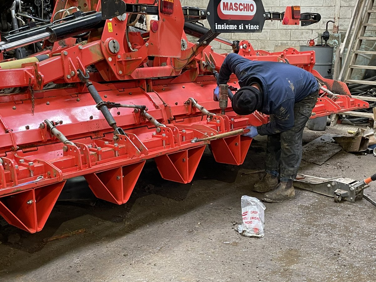 CarrollProduce's tweet photo. Changing one of the bed formers into drills today to put leeks into drills instead of beds for the winter months. https://t.co/pypD0uDocz