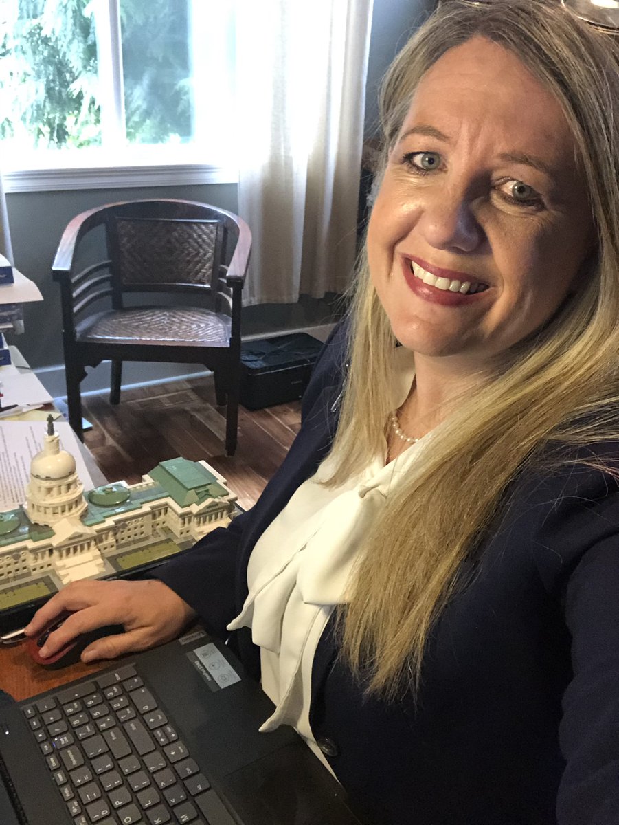 NPStamatos's tweet photo. Hill visits today- I’m excited to #Act4Arthritis on behalf of my colleagues &amp; Patients today. More than 70 @ACRheumDC from West coast to East coast meeting with lawmakers to improve access to care for #pediatric rheumatology #SafeStepAct. https://t.co/M0QC9yyrod