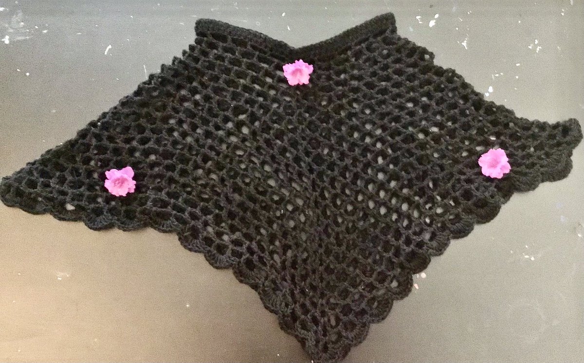 MNukshuk's tweet photo. New item in stock lacy open mesh poncho for summer time 🤩❤️🧶more info at our shop link in our bio.#smallbusiness #outdoorfashion #ponchoseason #summer #etsy #handmade #knittedpincho #crochetponcho #supporthandmade #supportlocal @etsyshop @EtsySocial @etsycrochet @etsyseller https://t.co/0P2UAc7UwC