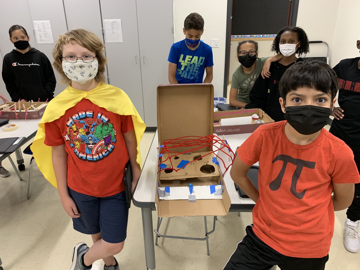 jakki_lopez's tweet photo. Arcade games to reinforce Force &amp; Motion while also having a fun way to end the year. #polserproud https://t.co/vhwhJZ2SE1