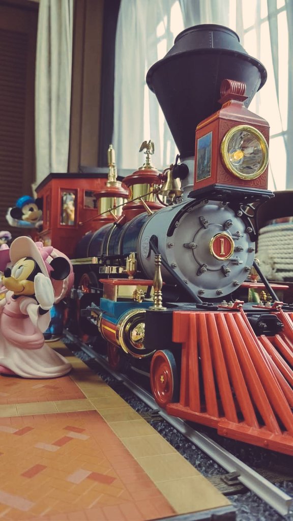 ディズニートレインをつくる