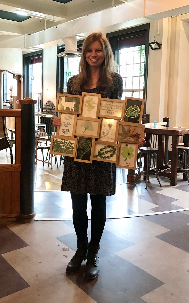 PhD done! Massive thanks to <a href="/PlantyLisaSmith/">Dr Lisa Smith @plantylisasmith.bsky.social</a> and Paul for an enjoyable viva and Andy and <a href="/StomataSheff/">Julie Gray</a> for all the years of supervision 🎉 🥂