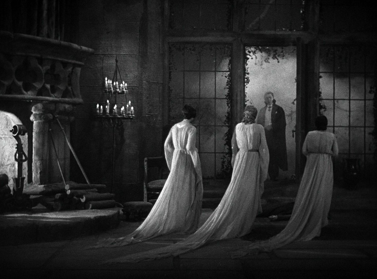 OnePerfectShot's tweet photo. DRACULA (1931)

Cinematography by Karl Freund
Directed by Tod Browning
Explore more shots in our database: https://t.co/z8qbeAhwjA https://t.co/LcoakC8CY9