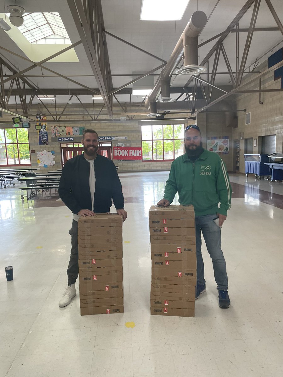 PrincipalGiff's tweet photo. It’s impossible to express how grateful we are for this amazing donation from Living Stones Sparks! They have donated 25 laptops to @ShawCoyotes . What a #shawsome Partner in Education we have with them. Lucky to be in this incredible community! https://t.co/CiqiirUbey