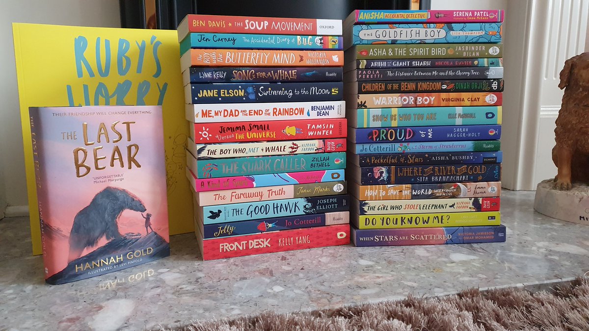 WOW WOW WOW. My #BookBingo winnings have arrived!!! @ANewChapterBks 💙 the greatest selection to exist! THANK you! 🥰