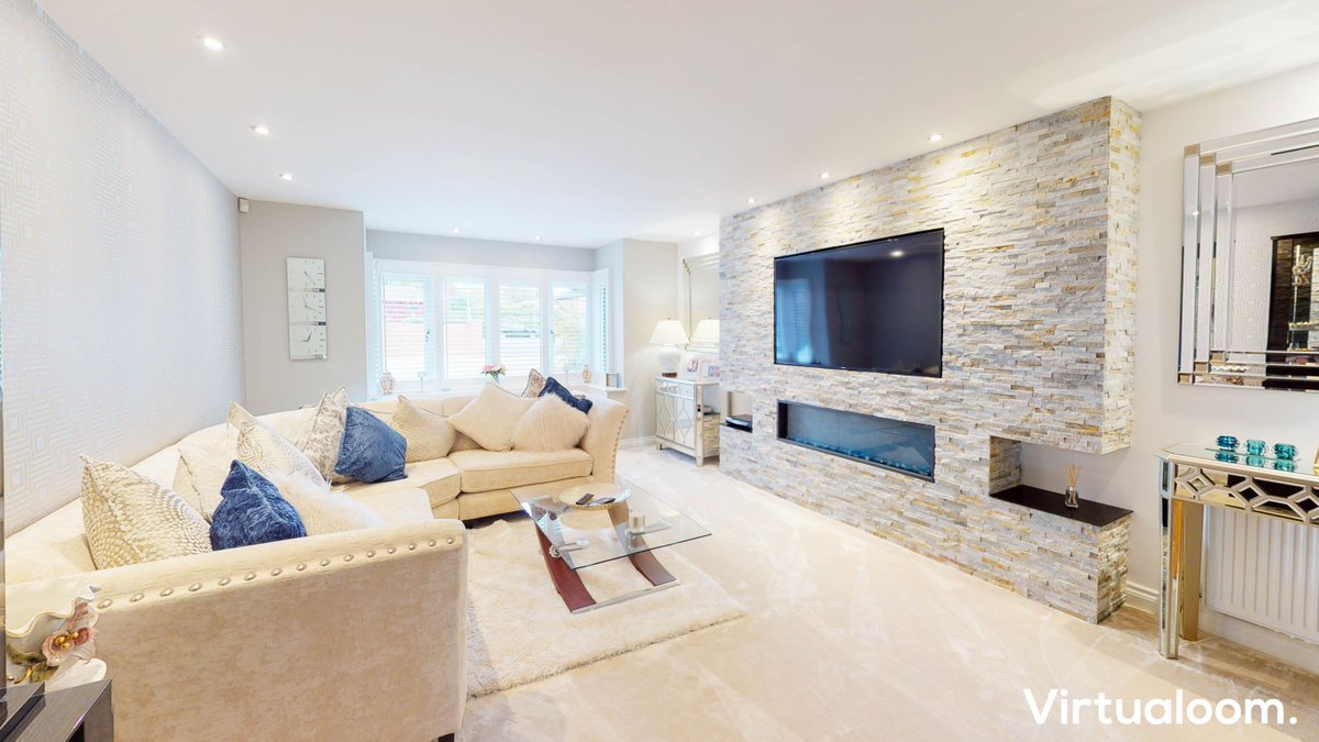 virtualoom's tweet photo. Here at Virtualoom, we offer a same day guarantee on our Virtual Tour and Photography services ⭐️

Head over to our website and get yours booked in today! 

#Virtualoom https://t.co/dJ3taKQXKN