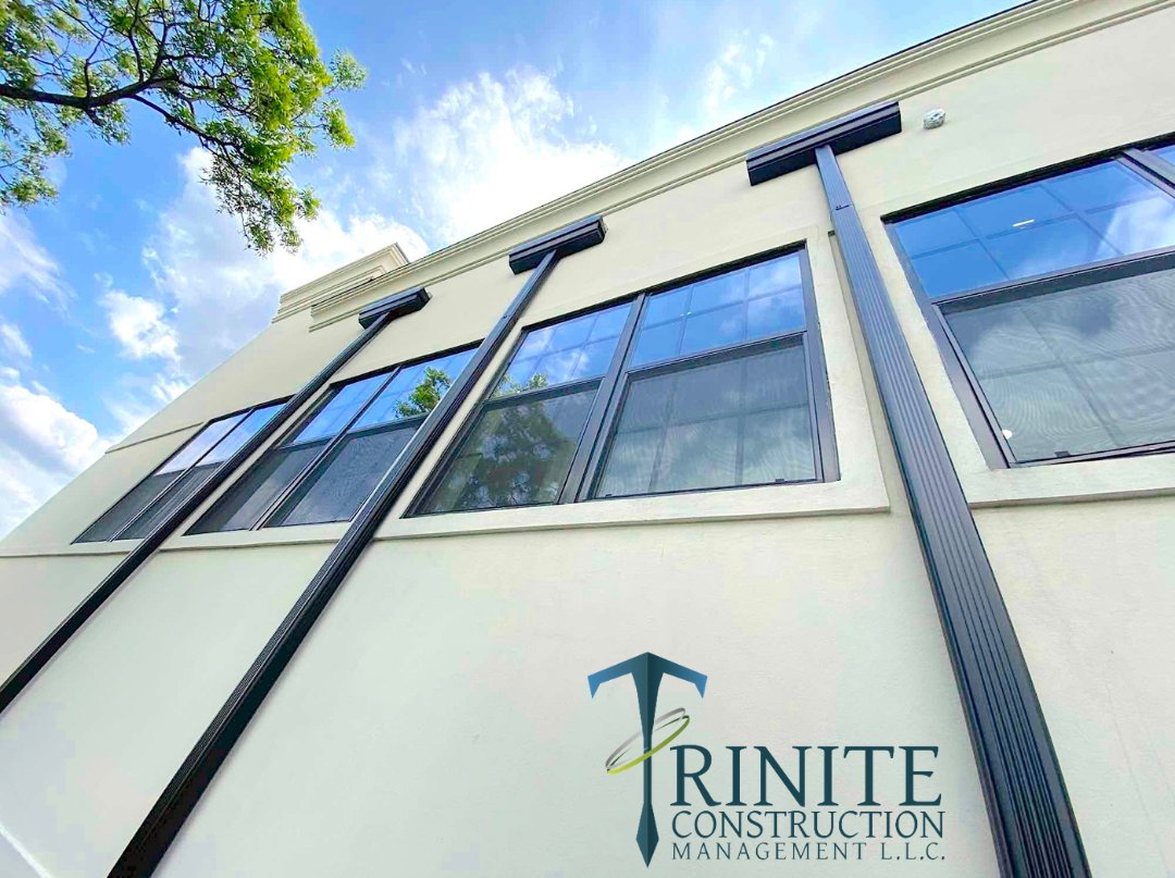 trinitecm's tweet photo. 🏘️TOWNHOME THURSDAY: Willomet🏘️
Gutters have been installed at Willomet!
Hit follow for more updates about this beautiful townhome.💯
#trinitecm #dfwhome #dfwhomes #dfwtownhome #texastownhome #dfwrealtors #dfwrealtors #townhomeforrent #townhomeforlsale #willomet https://t.co/d1jborTplb