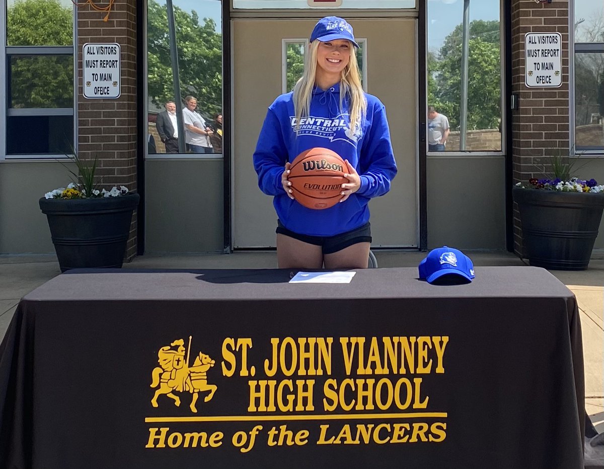 Congrats to SJV Lady Lancer <a href="/Emma_Bruen/">Emma Bruen</a> on signing her National Letter of Intent and officially  becoming a Central Connecticut State Blue Devil! #tradition <a href="/CCSU_WBB/">CCSU Women's BBall</a> <a href="/CoachReaves/">Kerri Reaves</a> @sjvcoach @SJVHS_Athletics  <a href="/CoachTinyGreen/">ellonya Tiny Green</a> <a href="/kristensomogyi/">kristen somogyi</a> <a href="/APPSportsDesk/">APPSportsDesk</a> <a href="/BrianDeakyne/">Brian Deakyne</a>