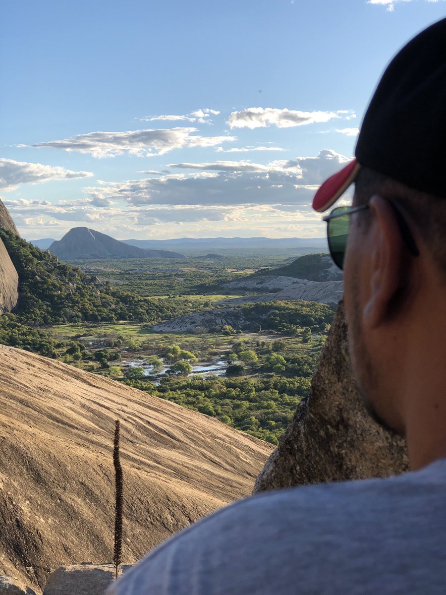 adelioalmeida's tweet photo. Um bom lugar pra relaxar 🤙🏽😎
#trilha #acampadasol #paz https://t.co/XZkZ2FEcjG