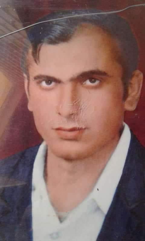 MIsmailRahoo's tweet photo. Today is 37th Death Aniversry of my eldr brothr M.Sidiq Rahoo. In Zia regime he presented volunteer arrest in journalist movement 1978 in age of 22y, again arrested for one year in 1979, played a vital role in MRD, Marshl Law Auth. raided many times Rahuki for his arrest. 1/3 https://t.co/geCDOlgoAb