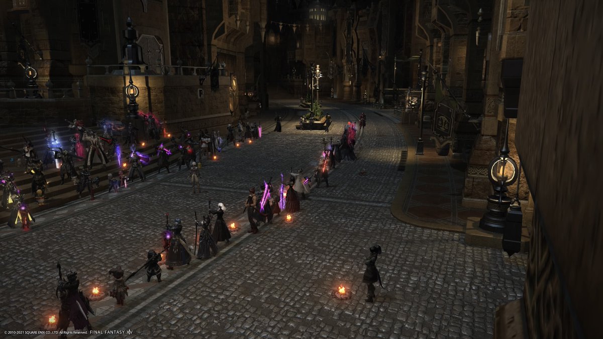 Nibayasan's tweet image. We're still growing strong in Famfrit, so many people I can't even fit them in one pic anymore

#RIPKentaroMiura