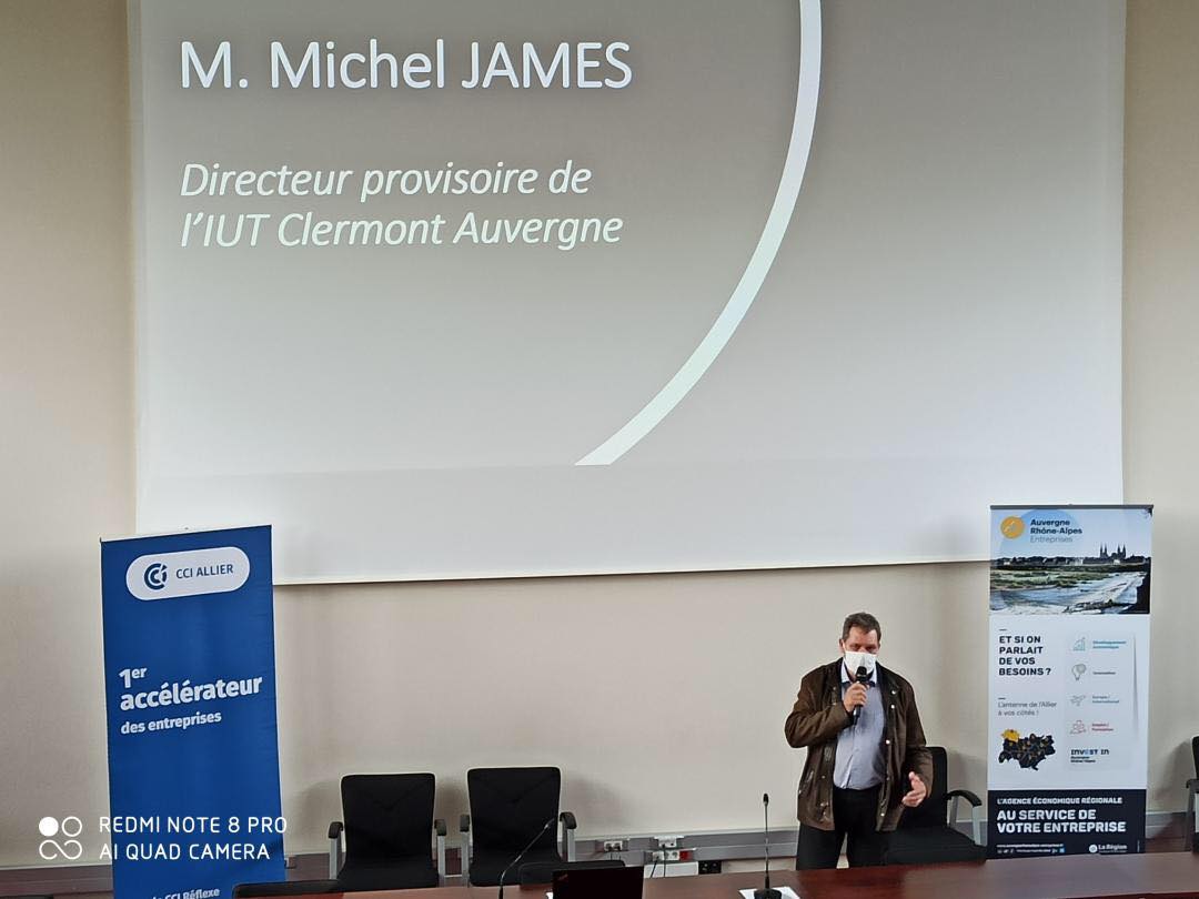 #EnDirect du lycée Paul Constans de #Montluçon où se tiennent les "RDV de l’#innovation", un événement dédié à la #collaboration entre #entreprises et #laboratoires de recherche publique.
Merci à tous les participants ainsi qu’aux intervenants pour leurs retours d’expérience ! 👍