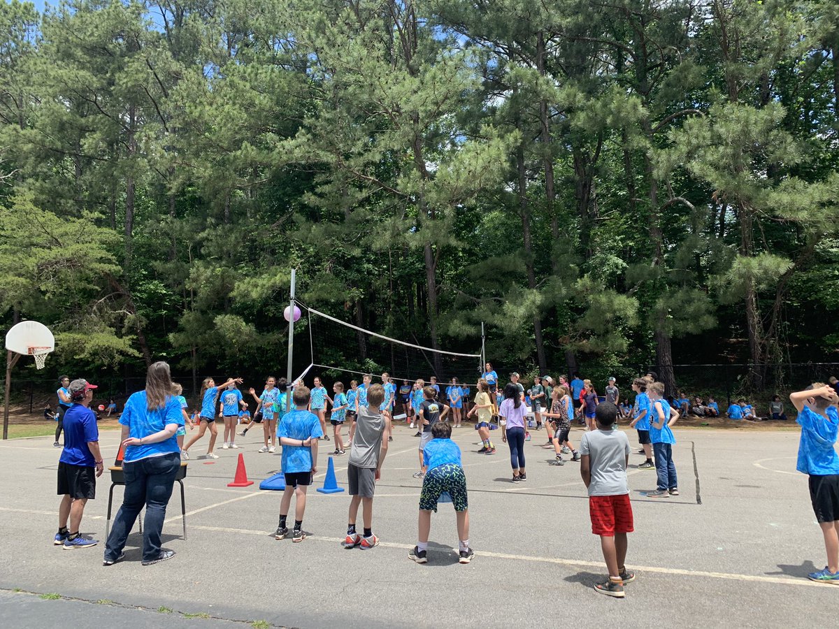 It’s the finals of the <a href="/MPE_Mustangs/">Mountain Park ES</a> 5th grade volleyball tournament!! Who will win??