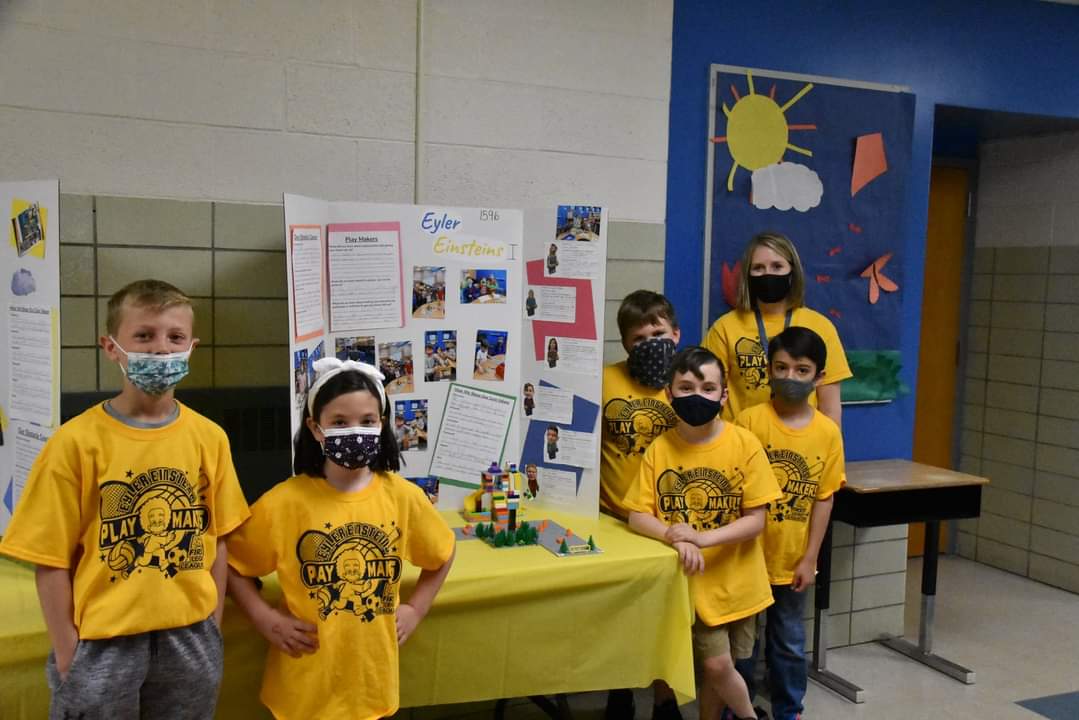 During this crazy year, we have still been able to do some outreach in our district. We were able to put together a Festival for our 8 FLL Explore teams.  Here are some pictures from the Festival.