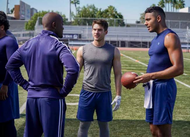 FIND____X___'s tweet photo. #AllAmerican #Netflix
This series name could have been great if it was named #AllAmericandads,,cos all those dad's character really killed it. https://t.co/Dl61oYbNuk#AllAmerican https://t.co/FciXSFz8EU