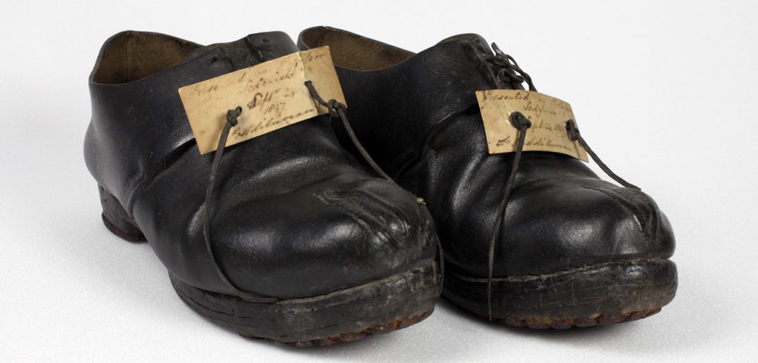 Today is also 203 years since Adam Sedgwick became the 7th Woodwardian Professor 🎉. On your next visit to the museum check out the boots he wore on his 1827 trip to Scotland with Roderick Murchison👢. #AdamSedgwick #WoodwardianProfessor #Boots