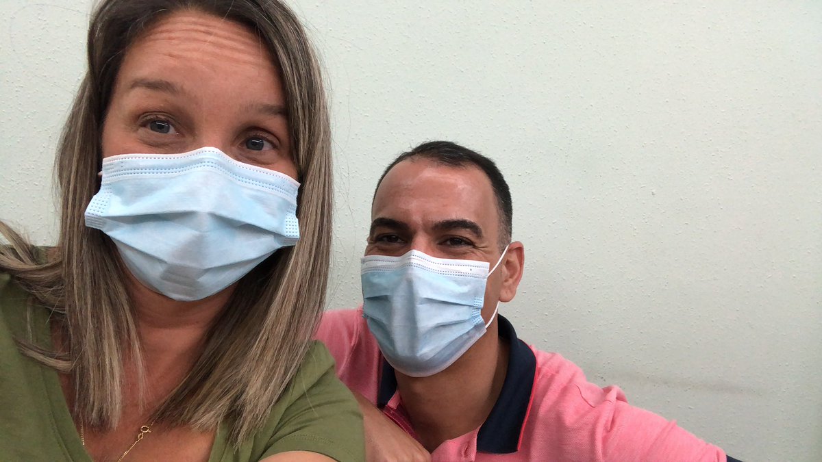 DesireAlemnSeg2's tweet photo. Continuamos formándonos.
Intensa jornada de cuidados #Enfermeras Medición de la Calidad de vida #HipertensiónPulmonar 
Gracias @AngelRodrguezL1 por una magnífica sesión 👏
@EnfermeriaSepar @davdiaper @anaramireznurse @serjioterry https://t.co/DQqgumI1ds