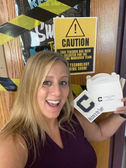 cfcstech's tweet photo. This week we surprised the teachers selected for the Extreme Makeover Team! This phenomenal group of teachers will be learning and leading the way with technology next year! https://t.co/App3Ylo9BP