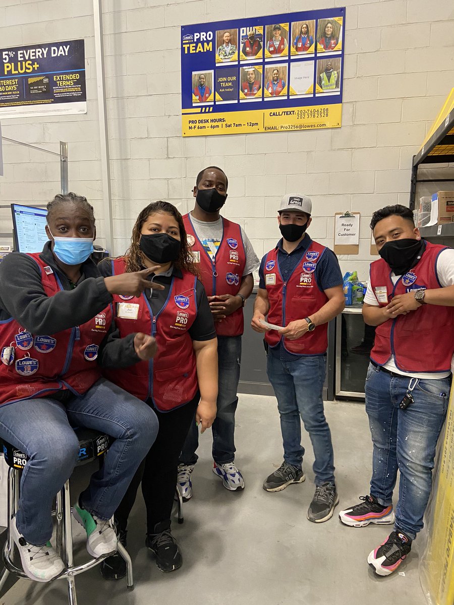 Lowe’s PRO Team at Washington DC Store 3256 making Big Sales $$$ taking care of our PROS <a href="/LowesDMV/">Syncer Ingram</a> <a href="/FrankG_Lowes/">FrankG_Lowe's</a> <a href="/BenitoKomadina/">Benito.Komadina@Lowes</a>