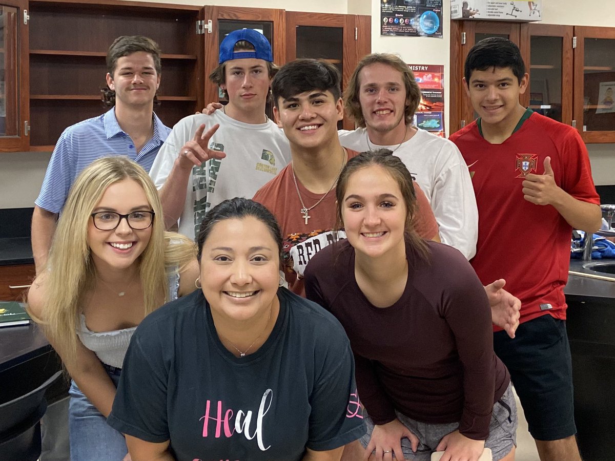 bevmsharp's tweet photo. @CLHSHawks A great group of seniors came to say goodbye and thank you. Taught these wonderful kiddos two years ago. I can’t wait to see where life takes them. This is why I do this job. https://t.co/rPPywcnV8A