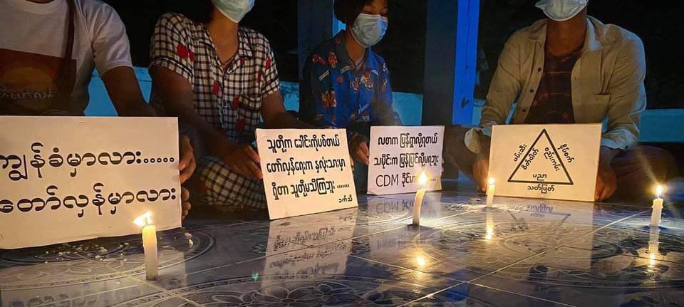 Night strike against dictatorship with candlelight at Kalay City. #WhatsHappeningInMyanmar  #May20Coup  #MindatIDPCamp