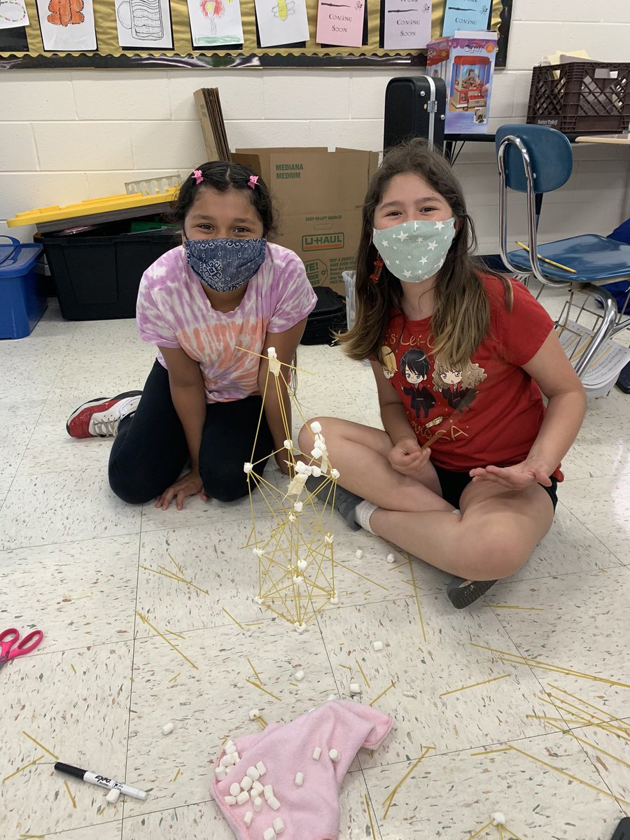 Miss Madej tweet media