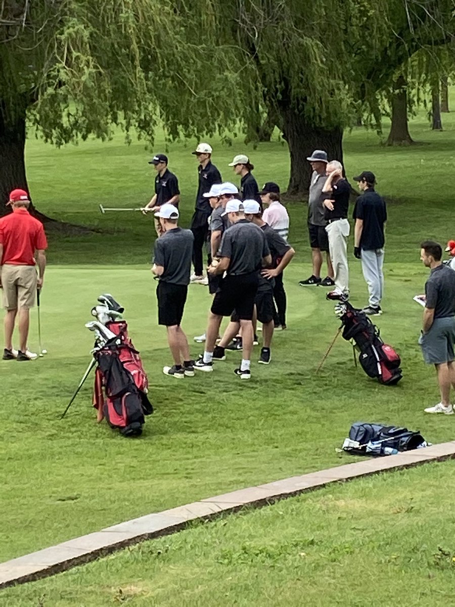 bwhawksgolf's tweet photo. Good work boys! 
The B-W squad headed down the road from our home course Hammond GC to take on Pheasant Hills in a match hosted by SCC. Shot team personal best 168. 
We were lead by senior Isaac Welle’s 36 (E) &amp; Landon Eggen’s 38 (+2). 
Dylan Veenendall shot 45
Caleb Heimer 49 https://t.co/y7P3kODzDc