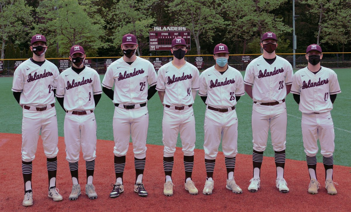 Join us Friday 5:45 at ICP pre-game to celebrate our great seniors! <a href="/EvanDickstein/">Evan Dickstein</a>, Matt Feldman, <a href="/MasonGronewald/">Mason Gronewald</a> <a href="/PaulNoone15/">Paul Noone</a> <a href="/mlee_20/">Michael Lee</a> <a href="/JackDeDo77/">Jack DeDonato</a> <a href="/Nathan_buchan17/">Nathan Buchan</a>