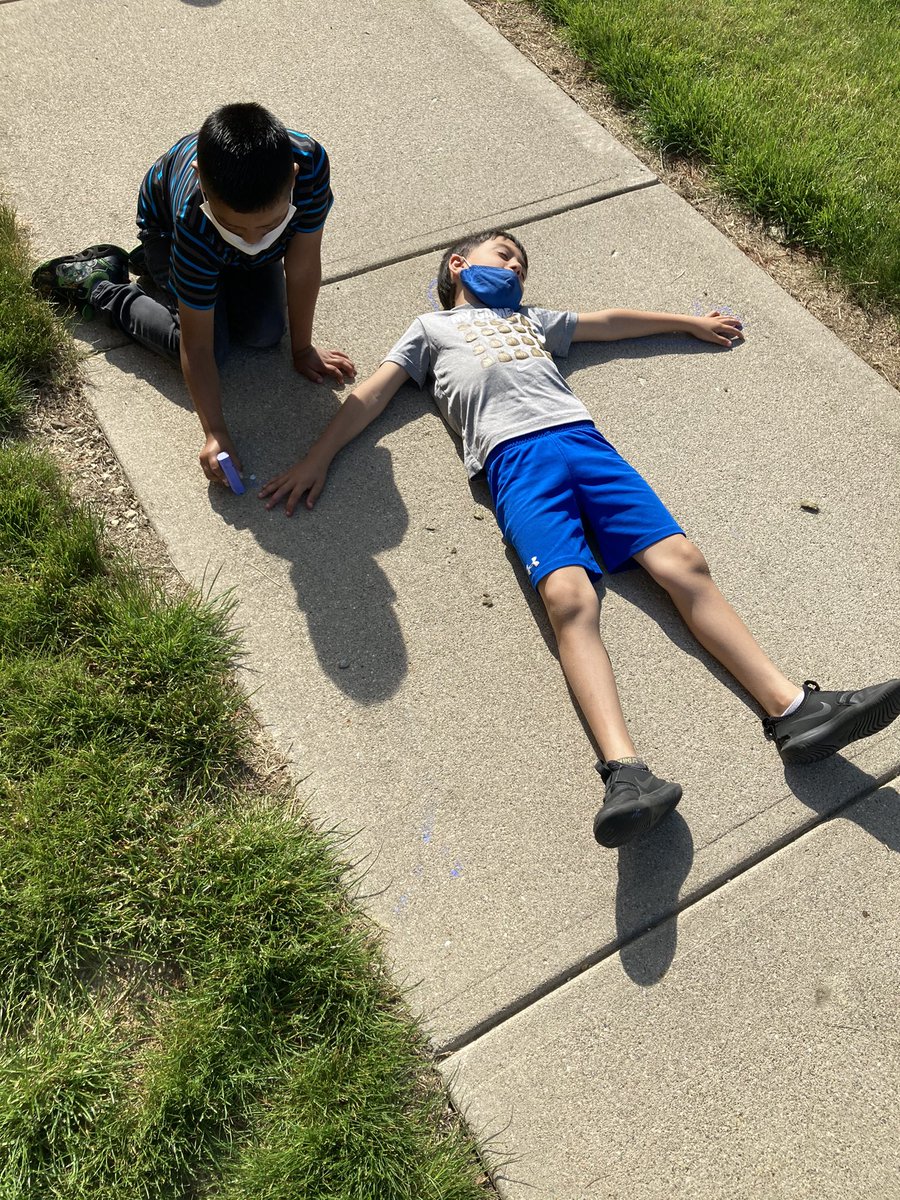 Ss practiced measurement today by tracing each other with chalk on the sidewalk. Then, using yard sticks and rulers they measured to see how many inches they were . <a href="/Edgewood_ES/">Edgewood Elementary</a> #2ndgraderocks #teamworkmakesthedreamwork