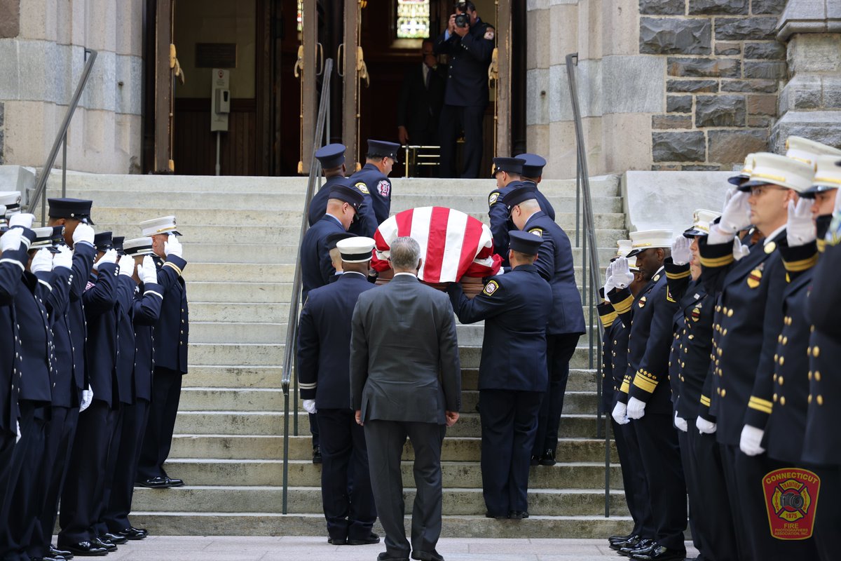 CT Fire Photo tweet media